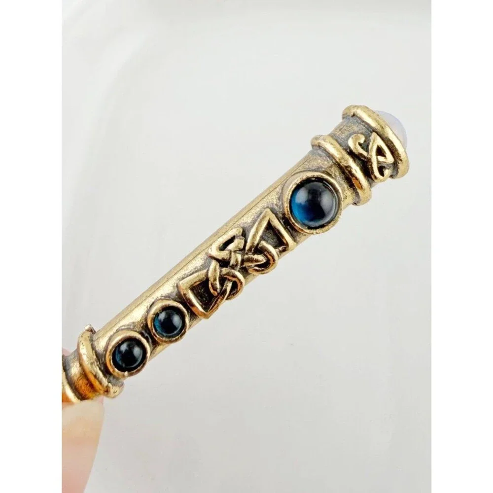 Miracle stunning vintage